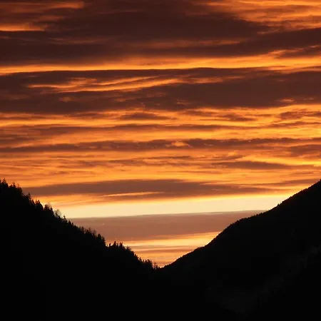 杜尔勒格尔膳食旅馆 招待所 弗拉塔克