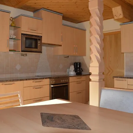 杜尔勒格尔膳食旅馆 弗拉塔克