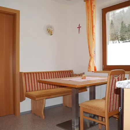 杜尔勒格尔膳食旅馆 招待所 3*